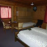 Elli Hotel 2*