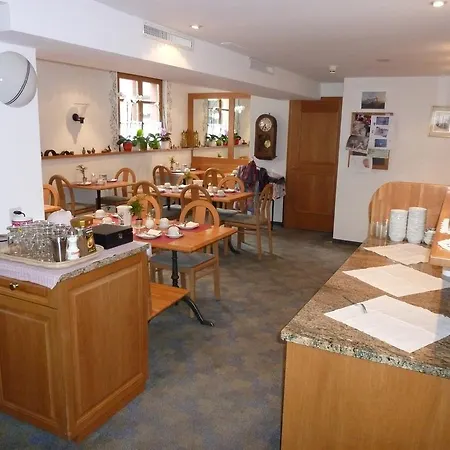 Elli Ostrava