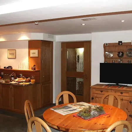 Otel Elli 2*